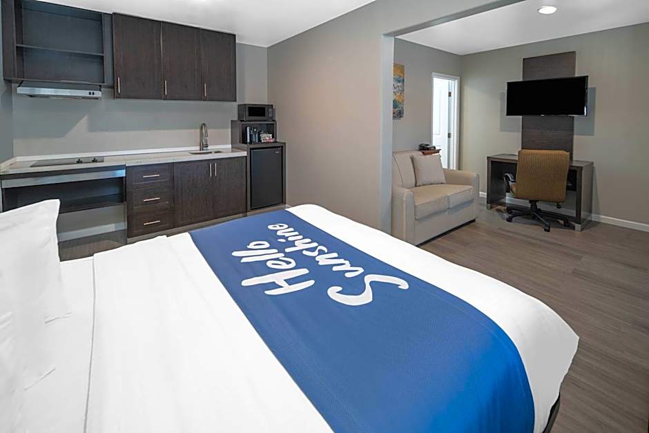 Days Inn by Wyndham Galt