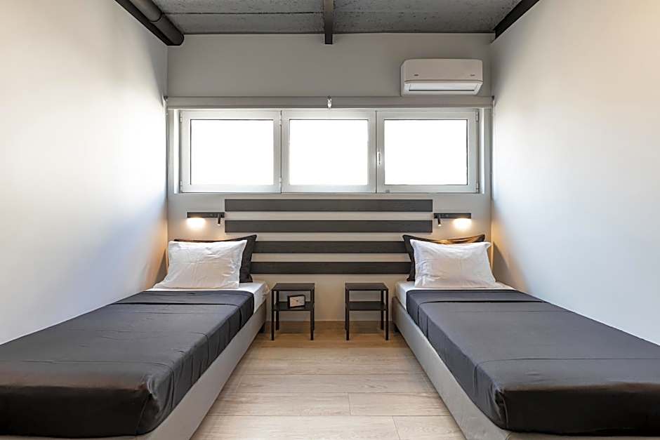 Ermoo Athens Modern Living