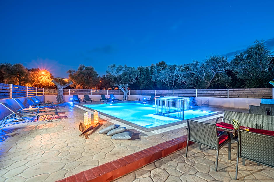 Armonia Studios & Apartments