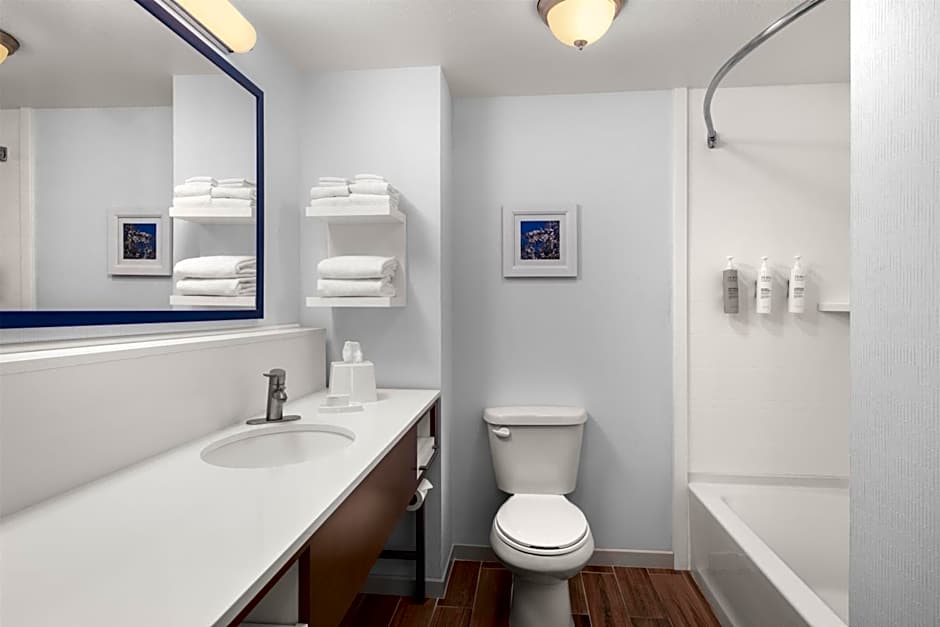 Hampton Inn & Suites Fresno