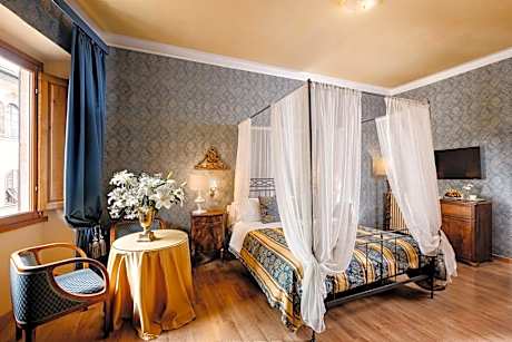Junior Suite (2 Adults)