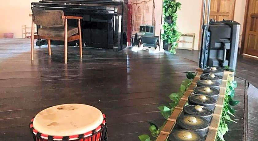 Gayang friendly water house homestay