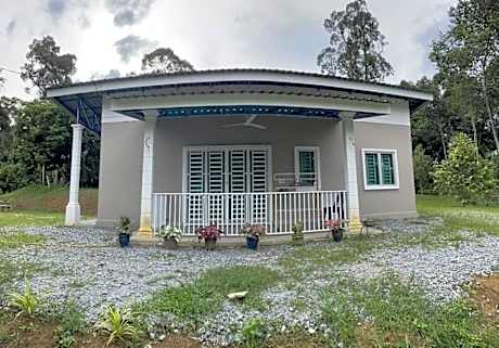 Mazni Homestay (MUSLIM)