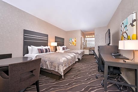 Large Queen Room with Two Queen Beds