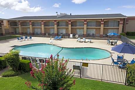 Howard Johnson by Wyndham Oklahoma City