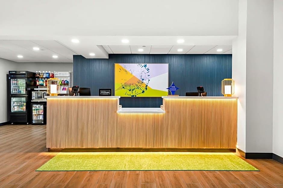 Spark by Hilton Lancaster Dutch Country