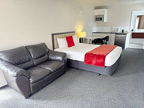 Executive Studio
