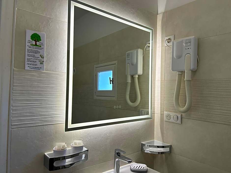 Hôtel Punta e Mare, Chambres et Appartements