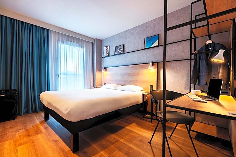 ibis Rouen Champ-de-Mars