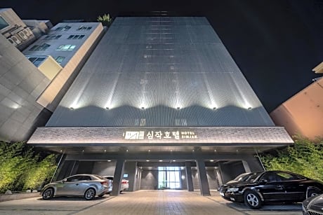 Simjak Hotel by Aank