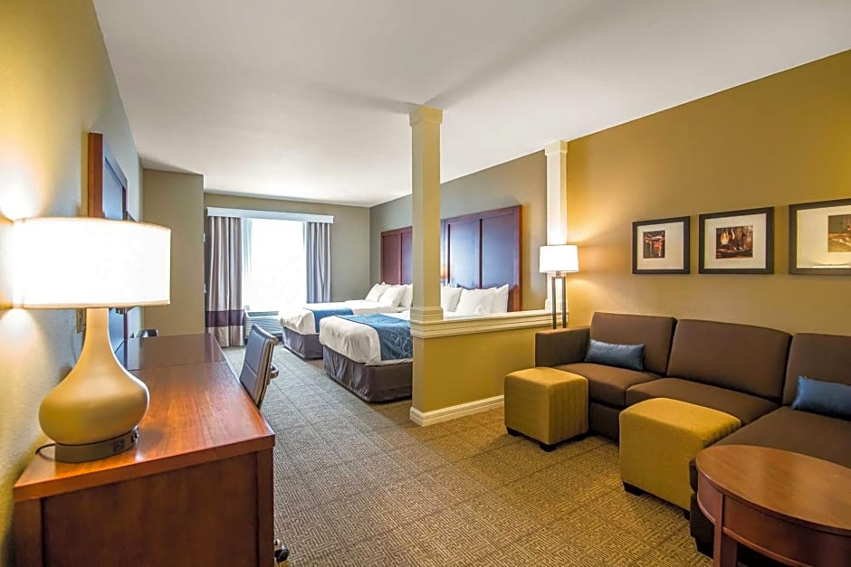 Comfort Suites Dodge City