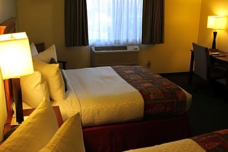 2 Queen Beds, Non-Smoking, Pet Friendly Room, High Speed Internet Access, Microwave And Refrigerator, Coffee Maker, Full Breakfast