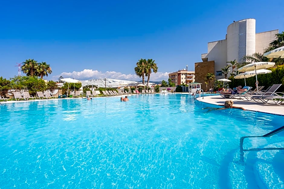Capo Peloro Hotel