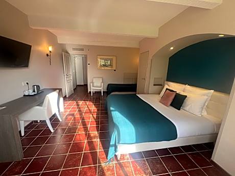 Triple Room with View