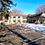 Paradise Shores Hotel