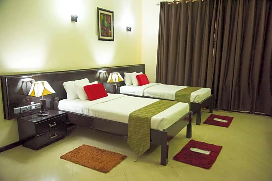 Hotel Sapphire