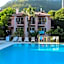 Club Pink Palace Hotel