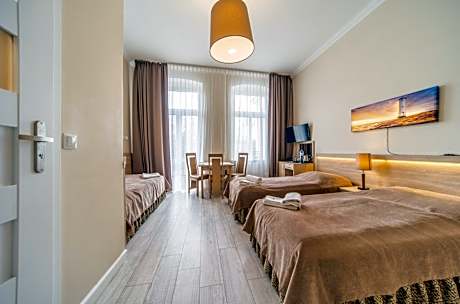 Triple Room with Terrace