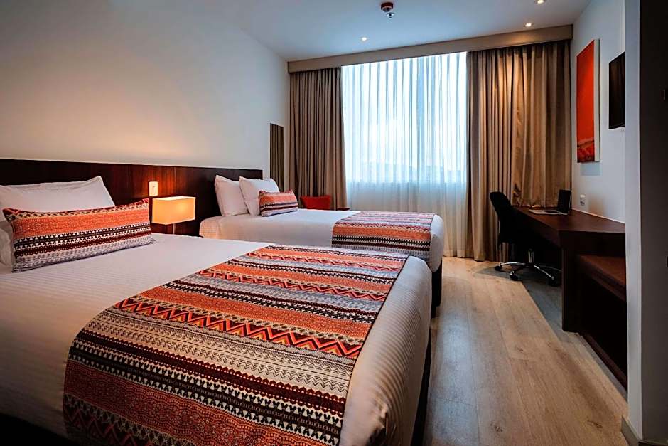 Best Western Plus Santa Marta Hotel