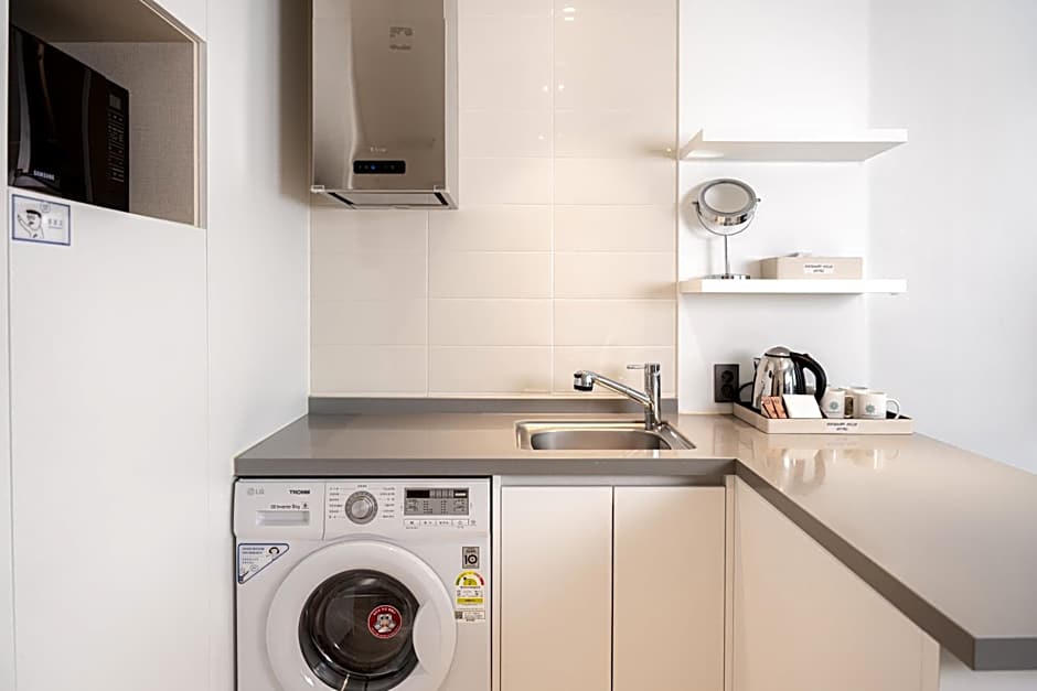 Seogwipo Hills Hotel