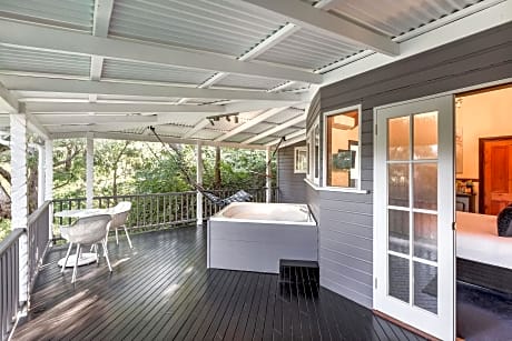 King Room with Spa Bath