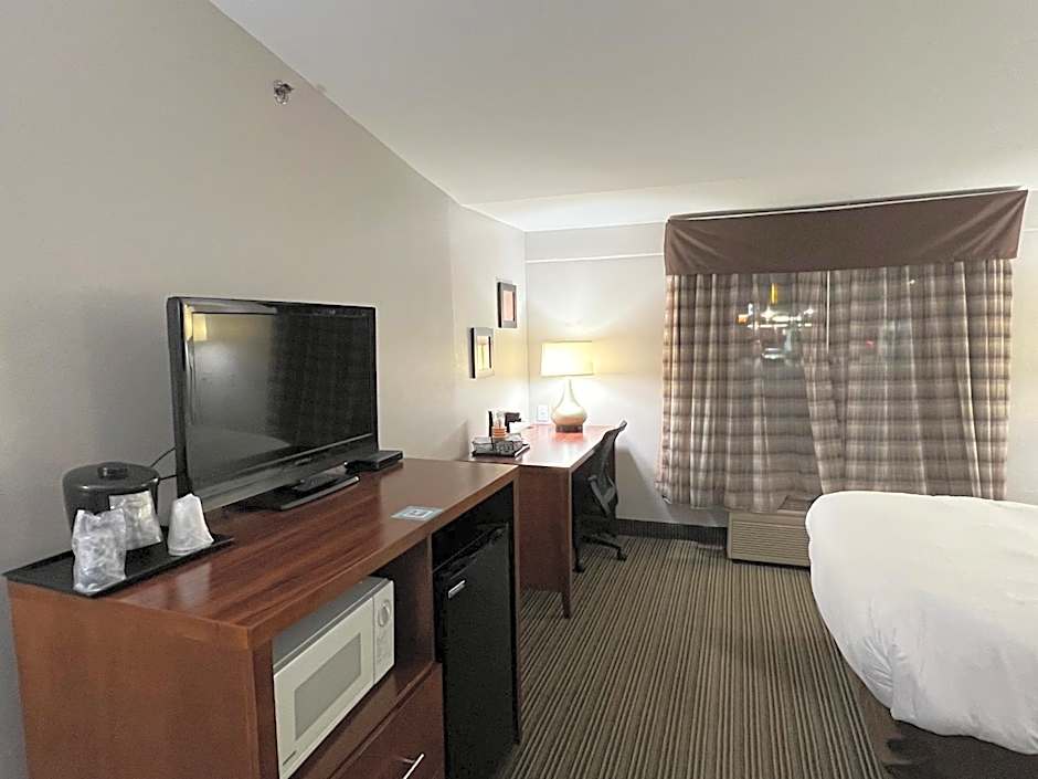 Country Inn & Suites by Radisson, Battle Creek, MI