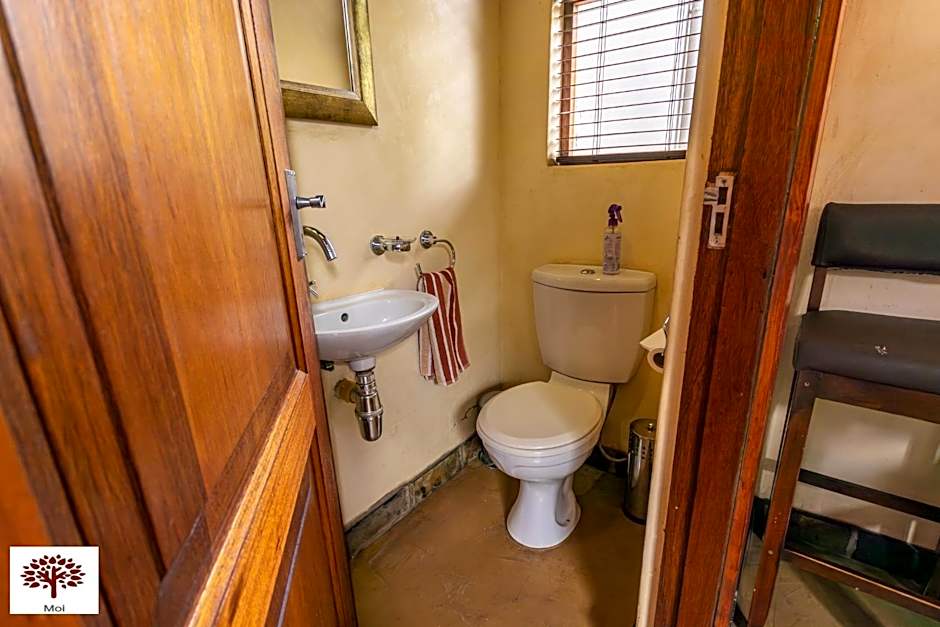 Zebula Golf and Wildlife Estate - Aardwolf Pax 10 - Moi Signature Luxury villa