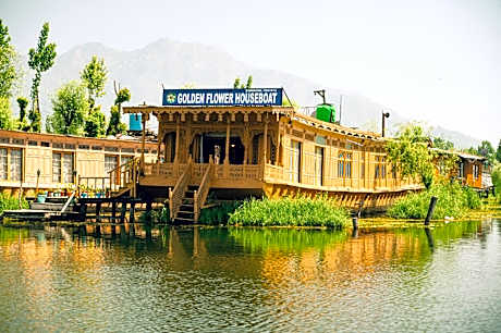 Golden Flower Heritage Houseboats