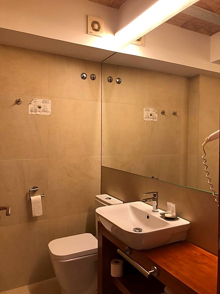 HOTEL ISLA PLANA