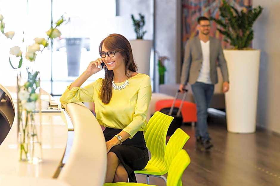 Best Western Plus Lakeside Hotel