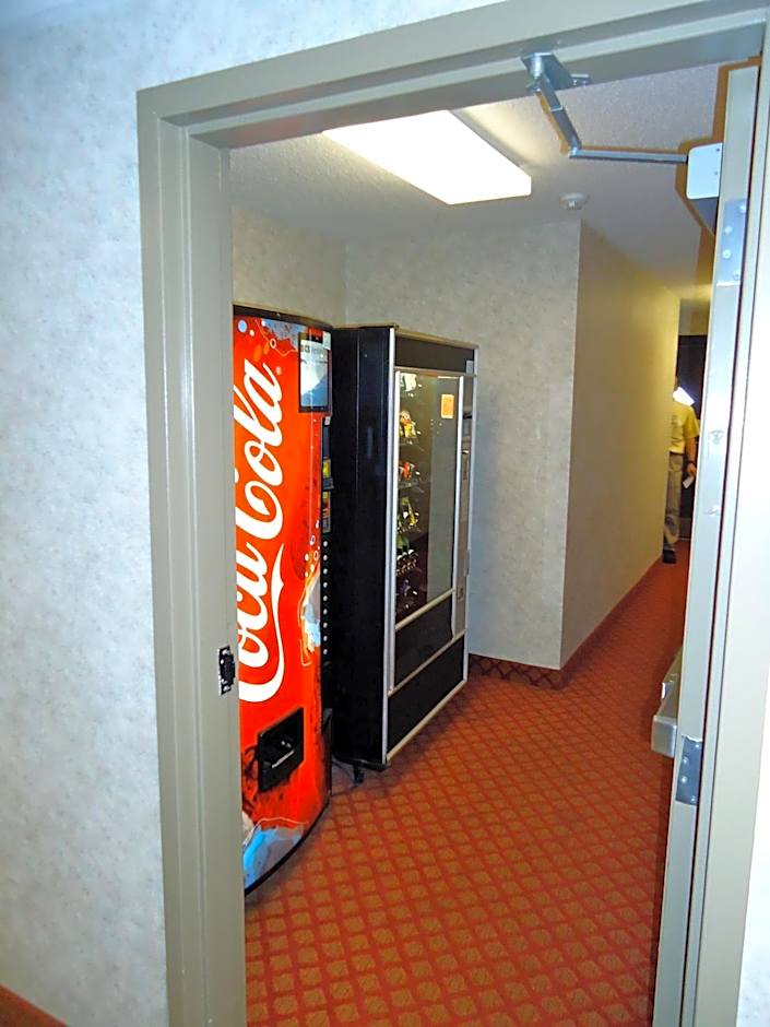 Super 8 by Wyndham Niagara Falls