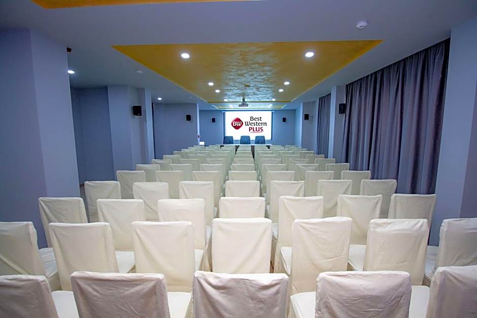 Best Western PLUS Premium Inn