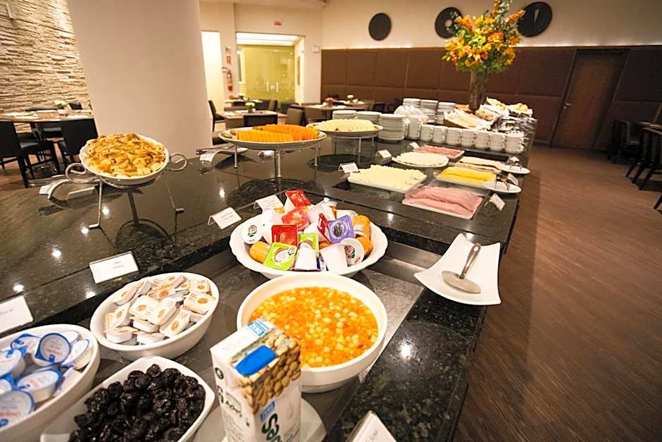 Bourbon Joinville Convention Hotel