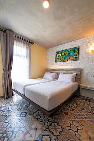 Suite Twin Bed