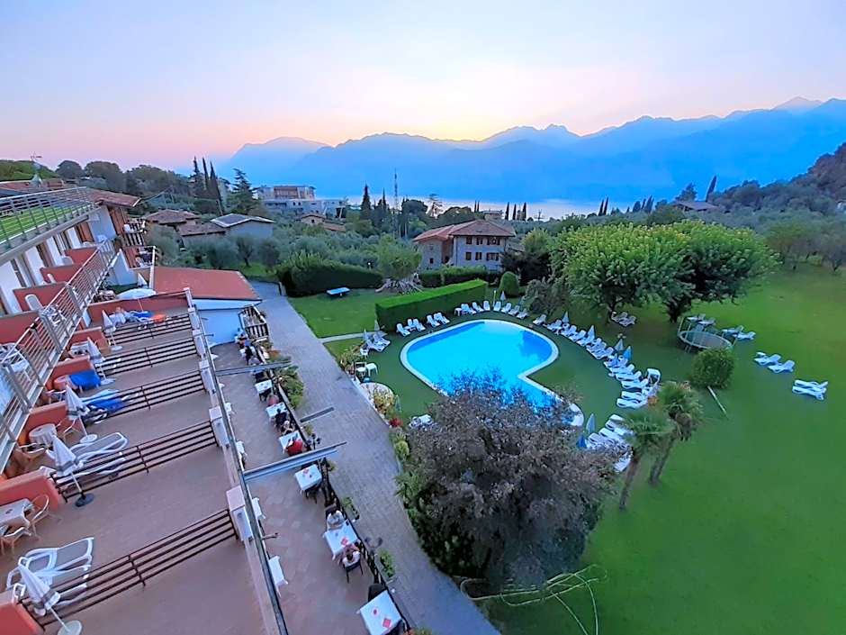 Park Hotel Val Di Monte ***S