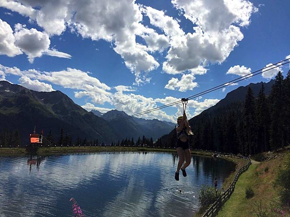 Hotel Garni Central - Zimmer - Studios - Apartments