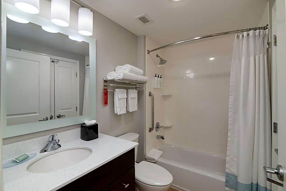 TownePlace Suites by Marriott Dallas McKinney