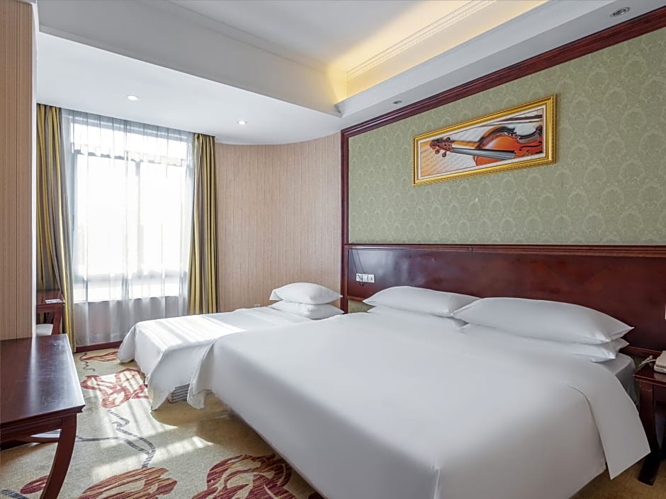 Vienna Hotel Guangzhou Shaheding Metro Station