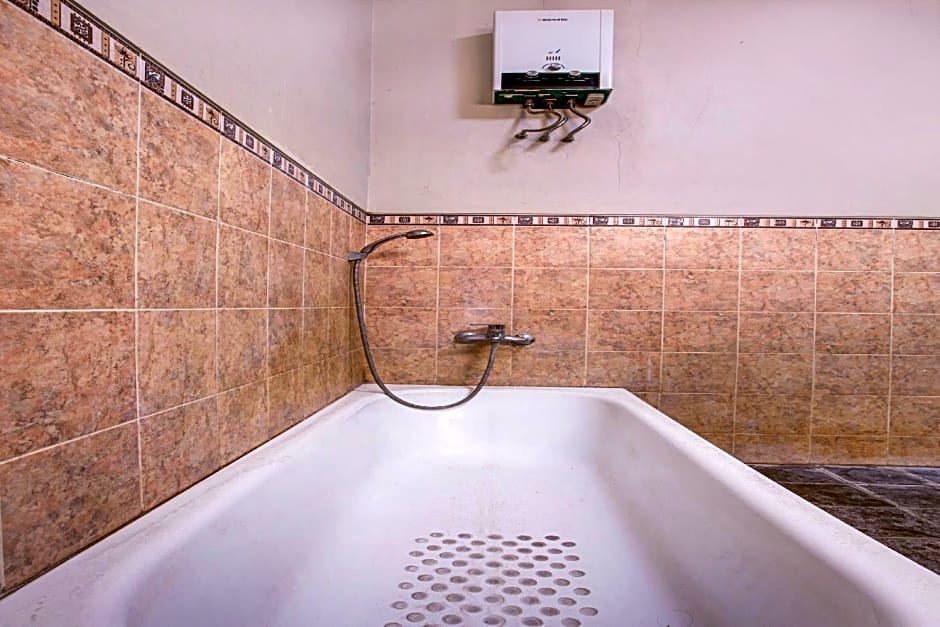 CAPITAL O 3933 Hotel Grand Anugrah