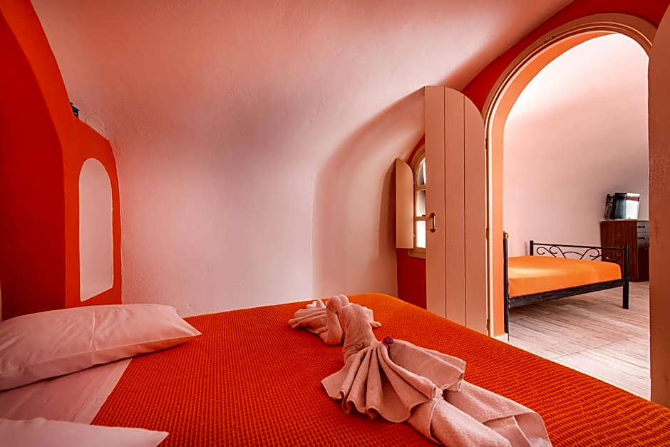 Maryloujohn Villas Oia