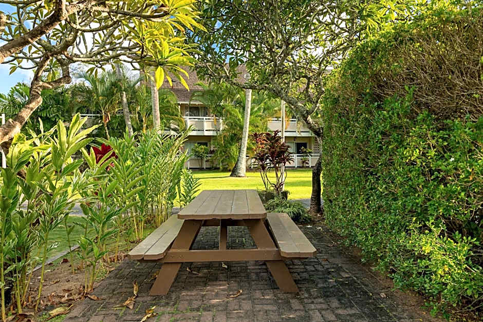 Plantation Hale Suites