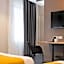 Aparthotel 37 Lodge Courbevoie Paris La Défense