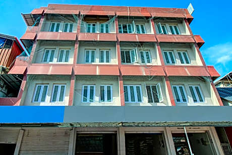 SPOT ON J P Tourist Home