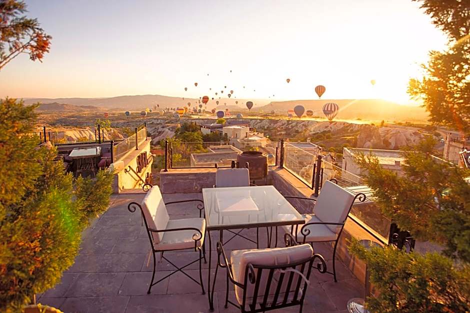 Cappadocia Fairy Chimneys Selfie Cave Hotels - Special Class