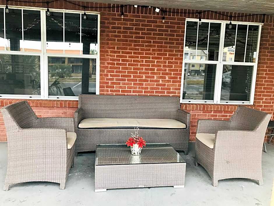 Country Inn & Suites by Radisson, Warner Robins, GA
