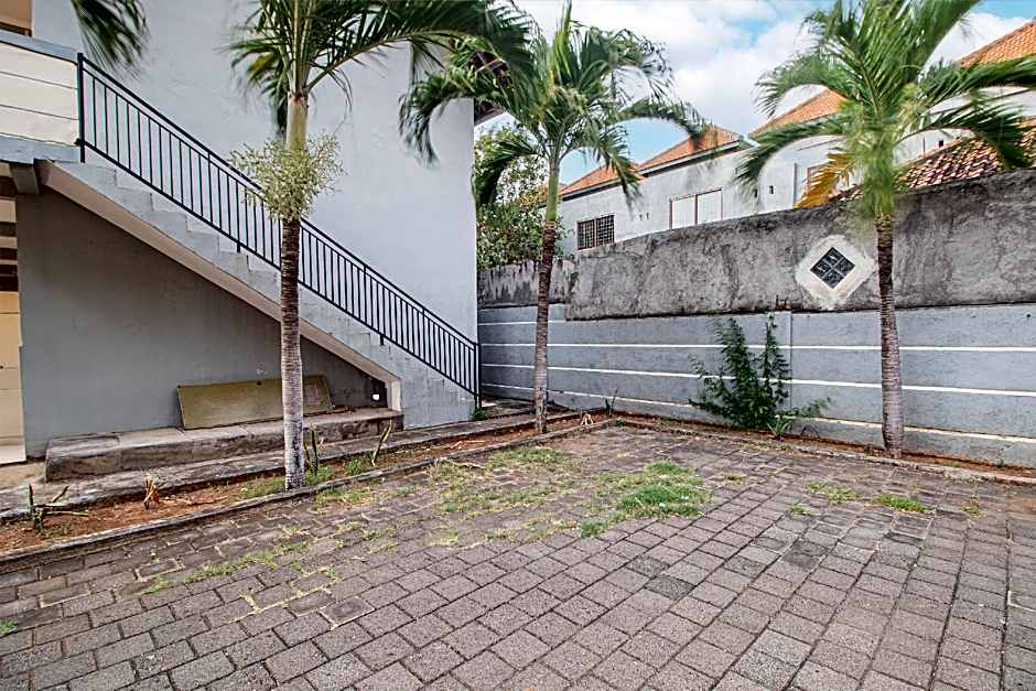 OYO Life 93504 Kost Krisna
