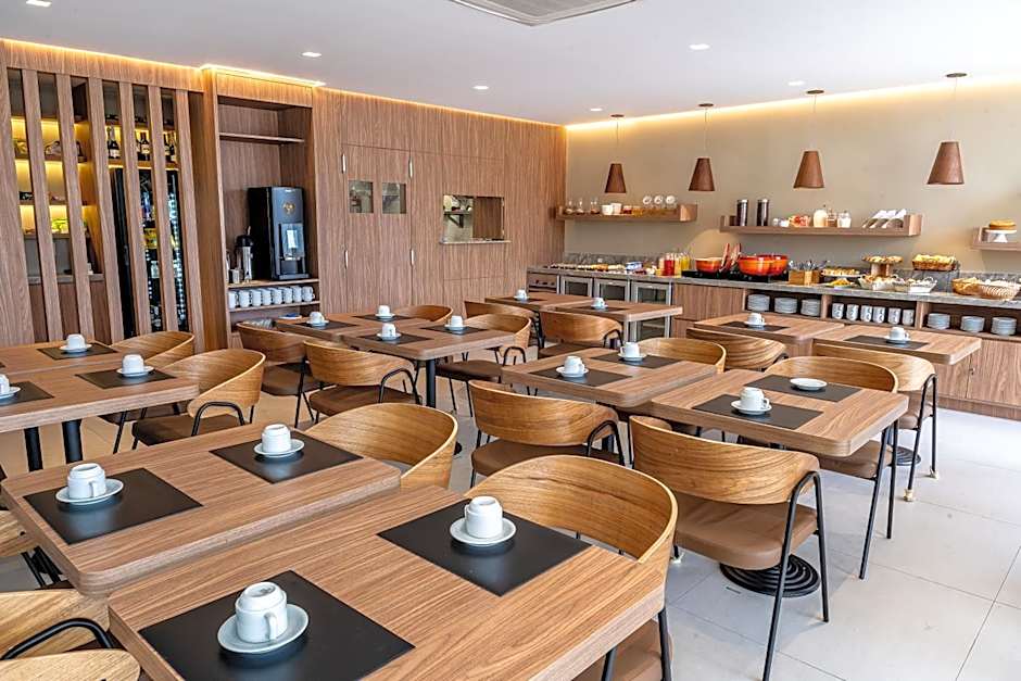 Píer Vitória Hotel