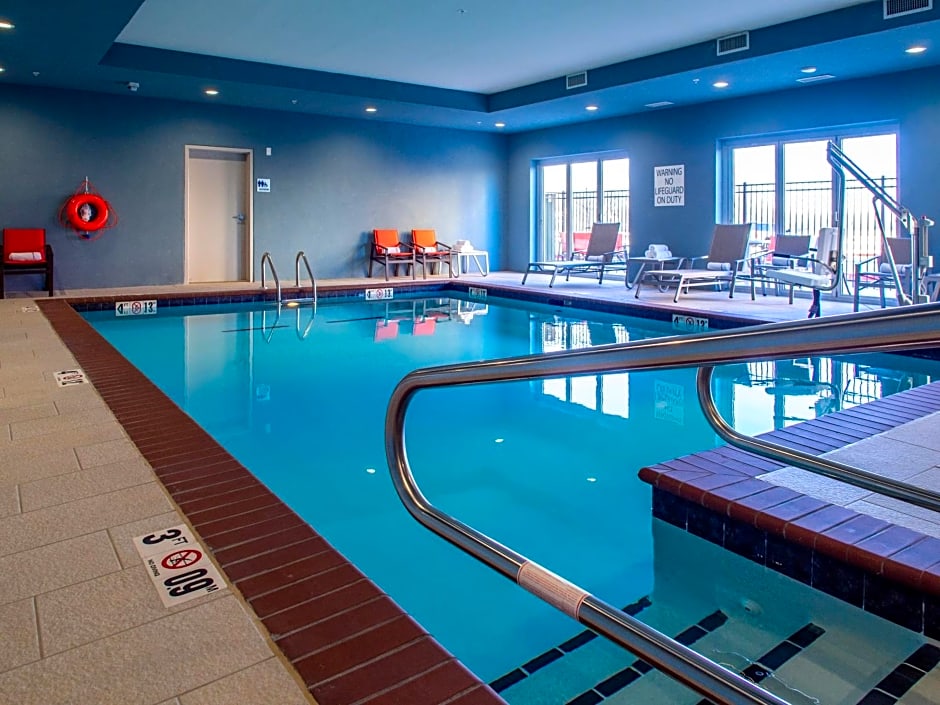 Holiday Inn Express & Suites - Oklahoma City Airport, an IHG Hotel