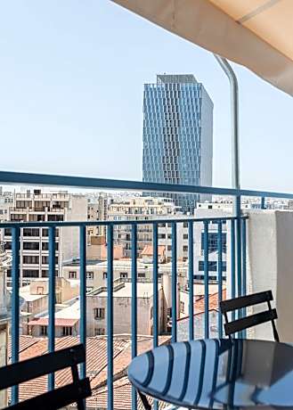 Studio with Balcony