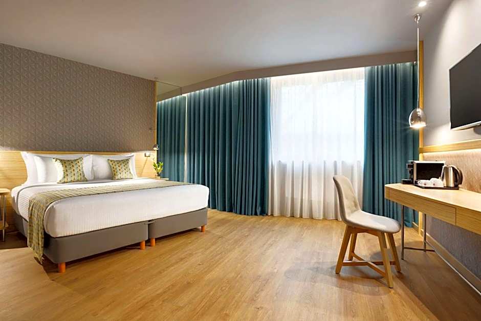 Wyndham Grand Athens